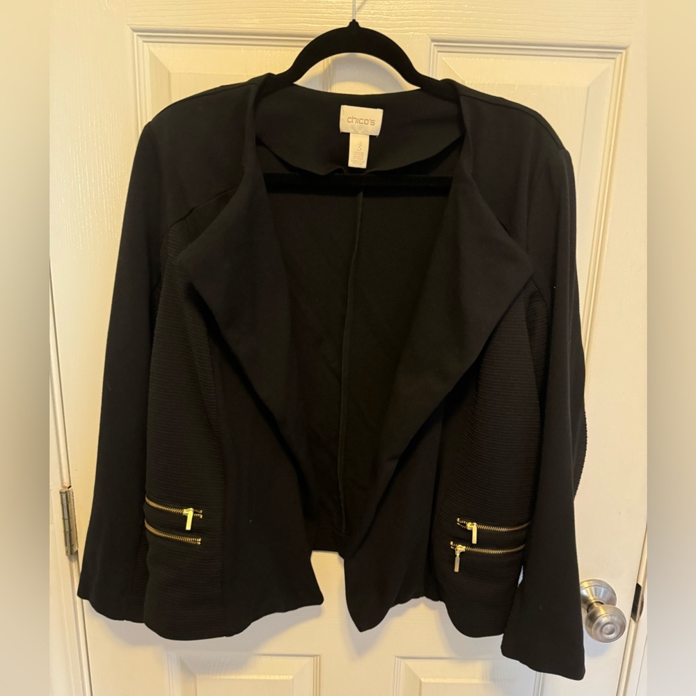 Chicos women’s black Ponte Knit Gold Zipper Open Front Stretch blazer size 3 -XL